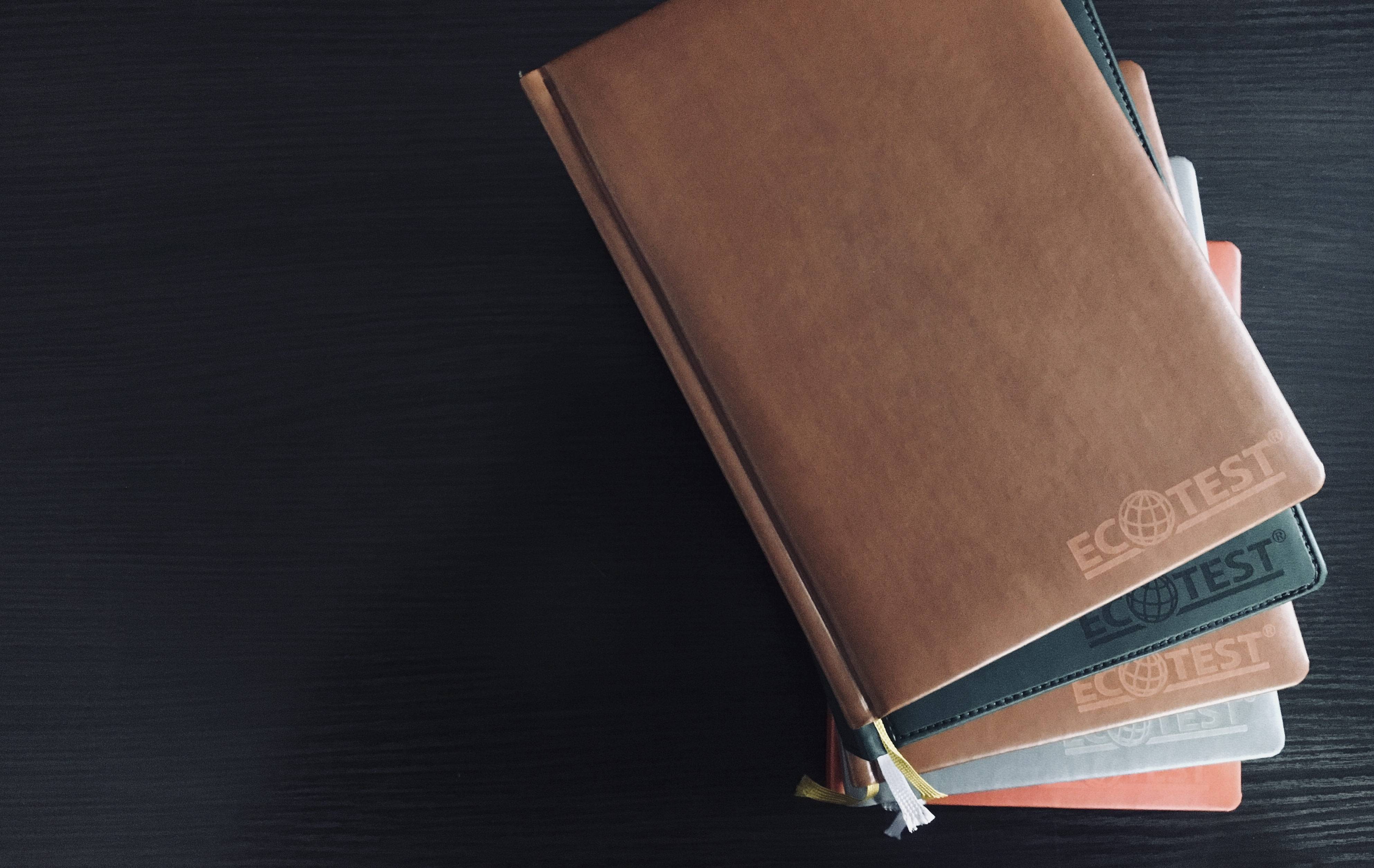 Гравіювання шкіри Львів